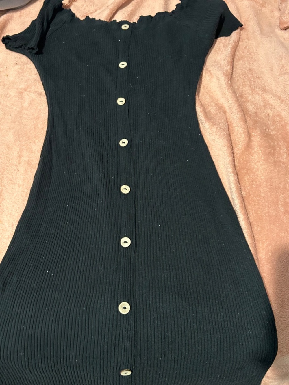 Clothes - Picture 5 of 5